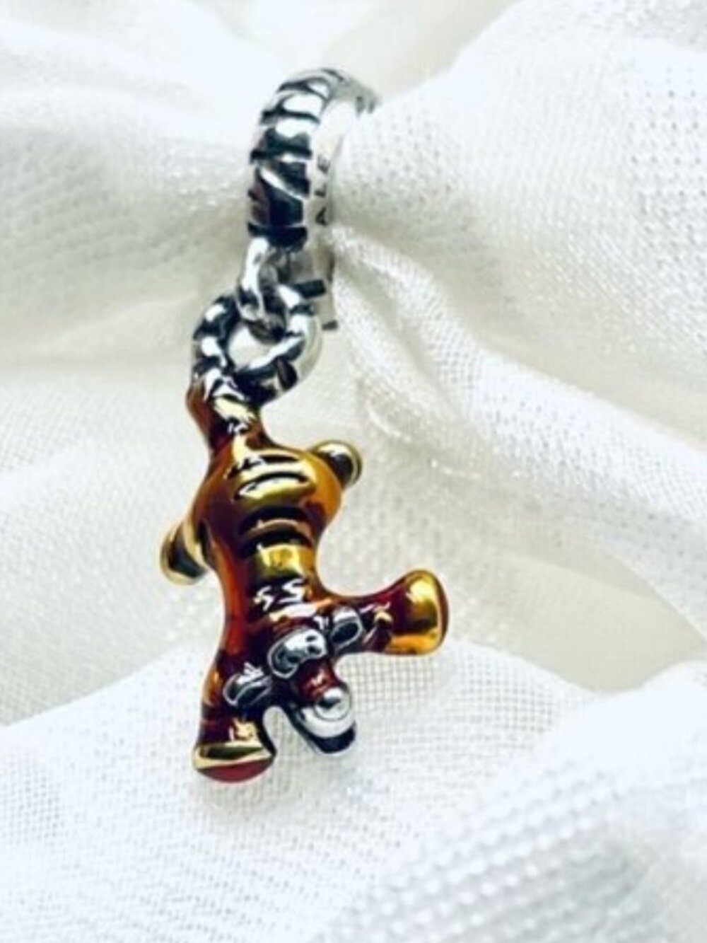 🐯✨ NWOT Tigger Charm – Winnie the Pooh 🍯🍯